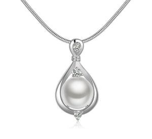 Pearl Necklace in 18K White Gold Plated